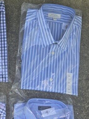 NWT Banana Republic Long Sleeve Athletic Cut Dress Shirt
